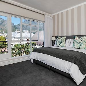 Cape Town Hollow Boutique Hotel